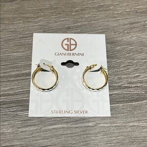 NWOT Giani Bernini Two Tone 18kt Sterling Silver Hoop Earrings